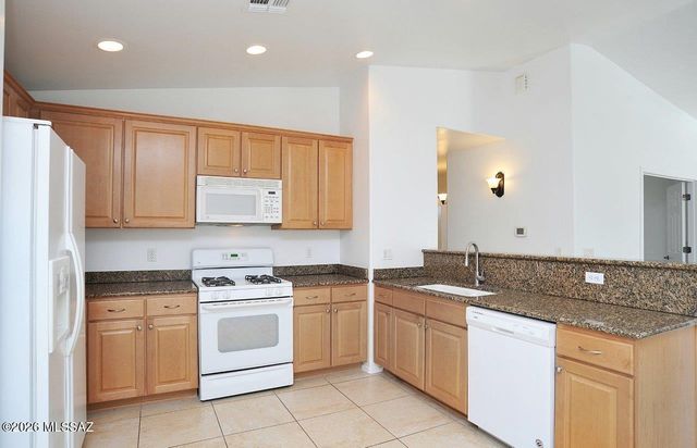 5493 W Silent Dove Way, Marana, AZ 85658