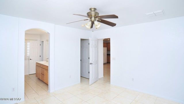 5493 W Silent Dove Way, Marana, AZ 85658
