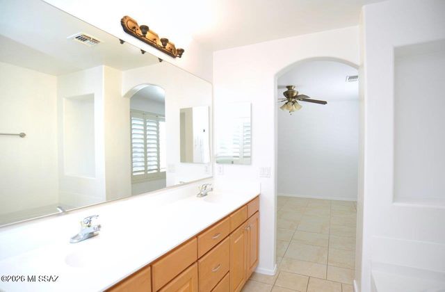 5493 W Silent Dove Way, Marana, AZ 85658