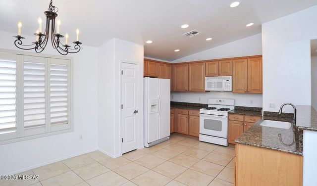 5493 W Silent Dove Way, Marana, AZ 85658