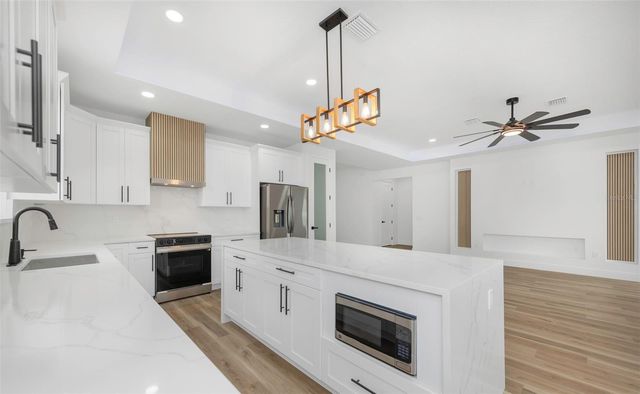 303 ARCHIMEDES STREET, Dunedin, FL 34698