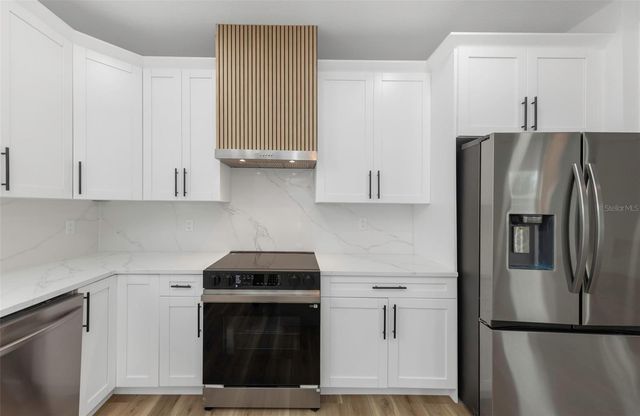 303 ARCHIMEDES STREET, Dunedin, FL 34698