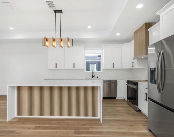 303 ARCHIMEDES STREET, Dunedin, FL 34698