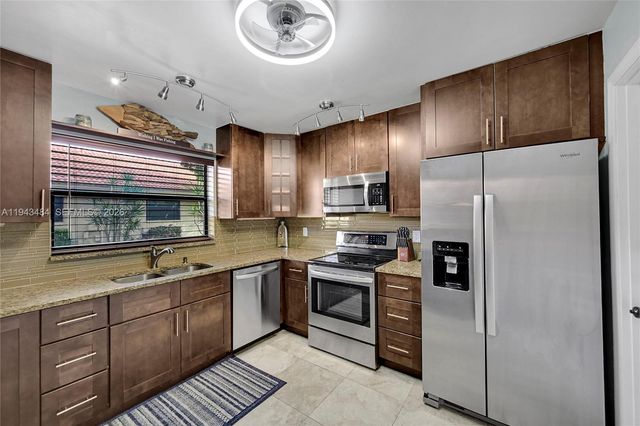 9950 Pyracantha Tree Ter A, Boynton Beach, FL 33436