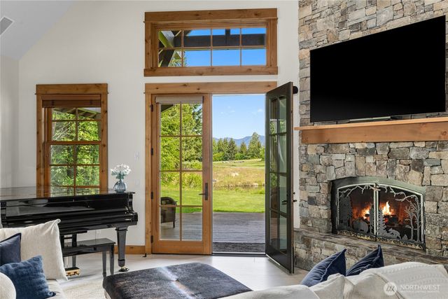 130 Saddle Ridge Loop, Cle Elum, WA 98922