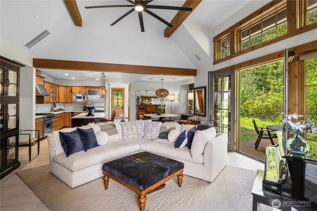 130 Saddle Ridge Loop, Cle Elum, WA 98922