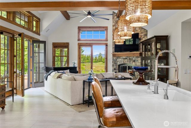 130 Saddle Ridge Loop, Cle Elum, WA 98922