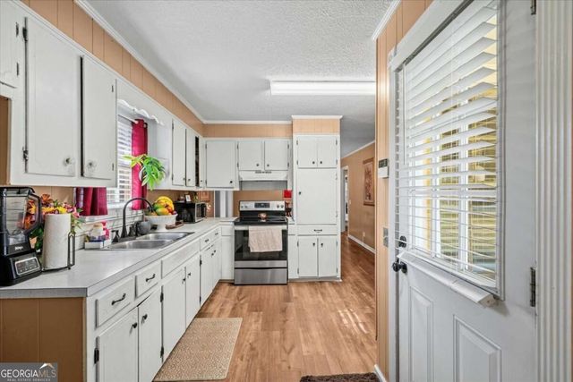 123 Donna Street SW, Calhoun, GA 30701