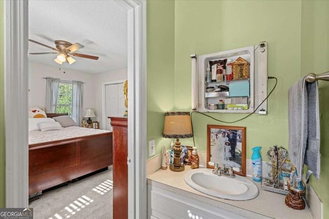 123 Donna Street SW, Calhoun, GA 30701