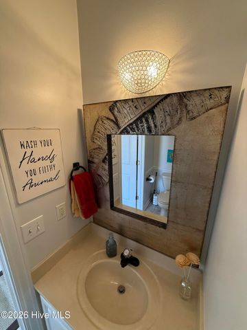 103 Continental Drive 7, Elizabeth City, NC 27909