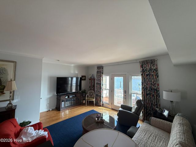 103 Continental Drive 7, Elizabeth City, NC 27909