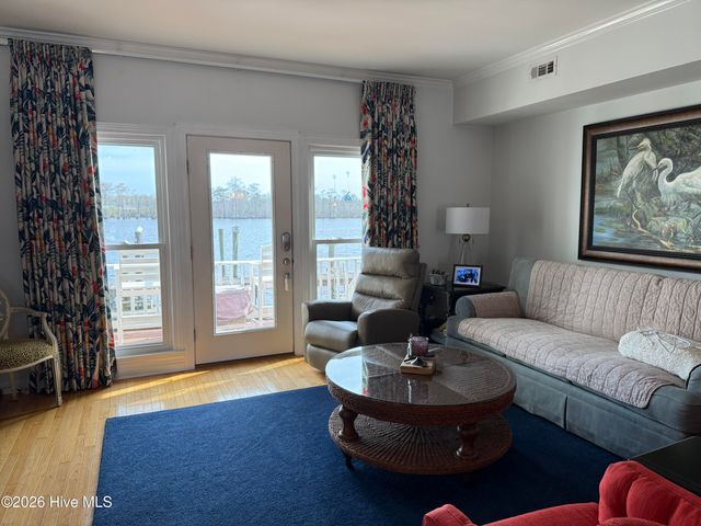 103 Continental Drive 7, Elizabeth City, NC 27909