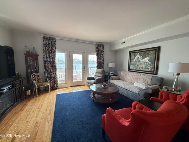 103 Continental Drive 7, Elizabeth City, NC 27909