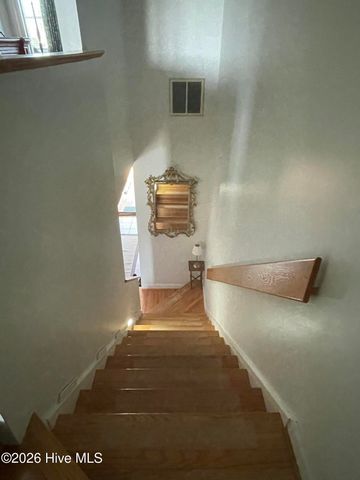 103 Continental Drive 7, Elizabeth City, NC 27909