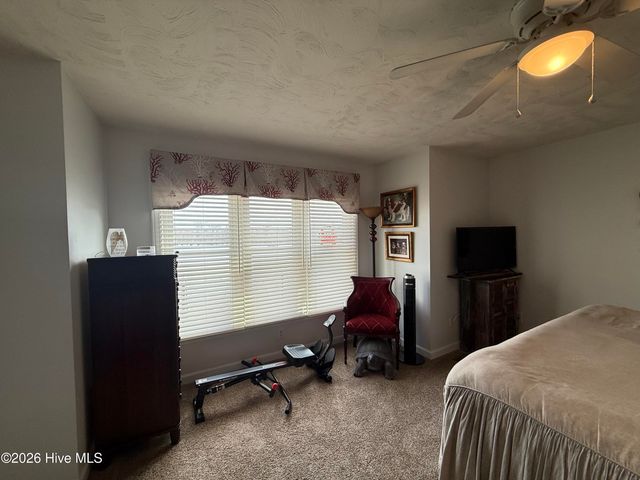 103 Continental Drive 7, Elizabeth City, NC 27909