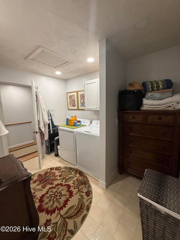 103 Continental Drive 7, Elizabeth City, NC 27909