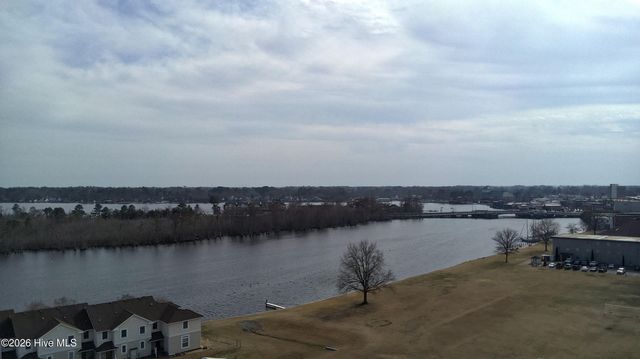 103 Continental Drive 7, Elizabeth City, NC 27909