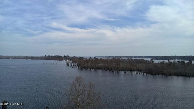 103 Continental Drive 7, Elizabeth City, NC 27909