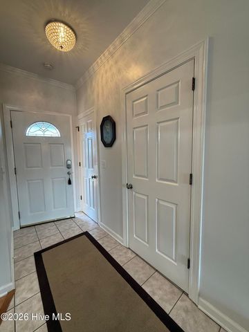 103 Continental Drive 7, Elizabeth City, NC 27909