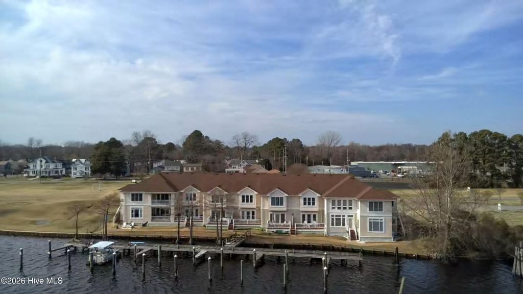103 Continental Drive 7, Elizabeth City, NC 27909