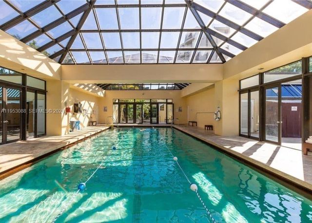 1000 Quayside Ter 801, Miami, FL 33138