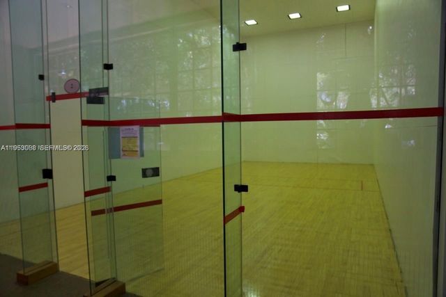 1000 Quayside Ter 801, Miami, FL 33138