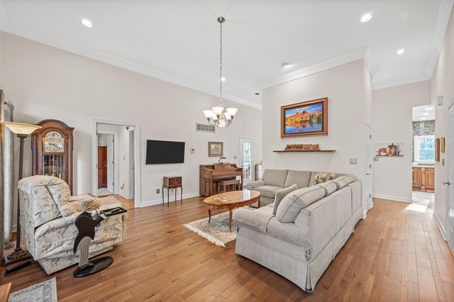 552 Woods Bend Drive, Aiken, SC 29803