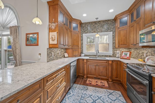 552 Woods Bend Drive, Aiken, SC 29803