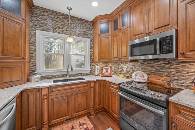 552 Woods Bend Drive, Aiken, SC 29803