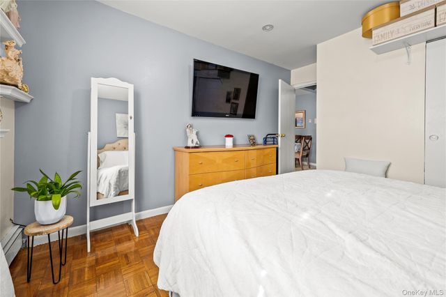 5611 Van Cleef Street, Corona, NY 11368