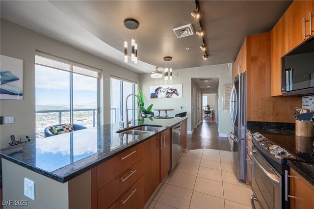 200 West Sahara Avenue 3401, Las Vegas, NV 89102