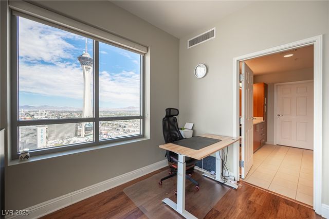 200 West Sahara Avenue 3401, Las Vegas, NV 89102