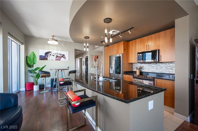 200 West Sahara Avenue 3401, Las Vegas, NV 89102