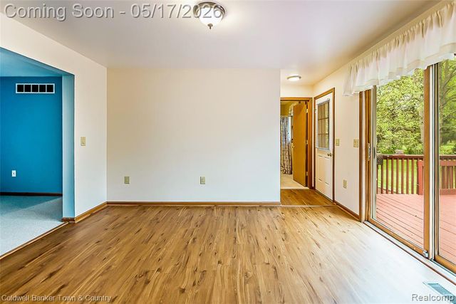 2154 Kingston Drive, Pinckney, MI 48169