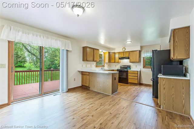 2154 Kingston Drive, Pinckney, MI 48169