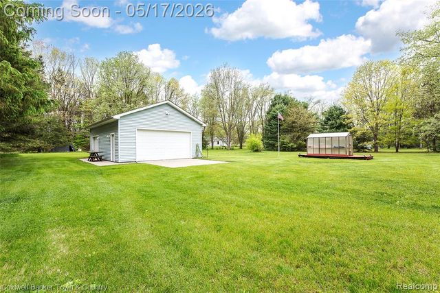 2154 Kingston Drive, Pinckney, MI 48169