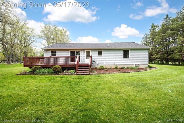 2154 Kingston Drive, Pinckney, MI 48169
