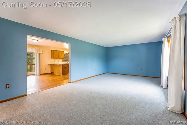 2154 Kingston Drive, Pinckney, MI 48169