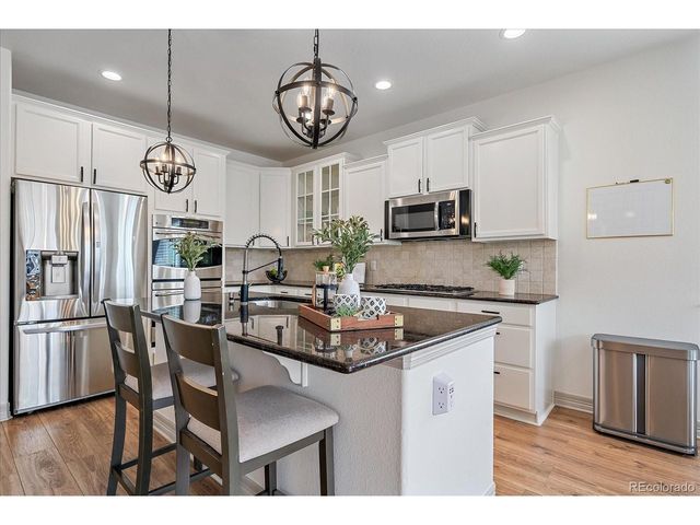 2758 Red Hawk Ridge Dr, Castle Rock, CO 80109