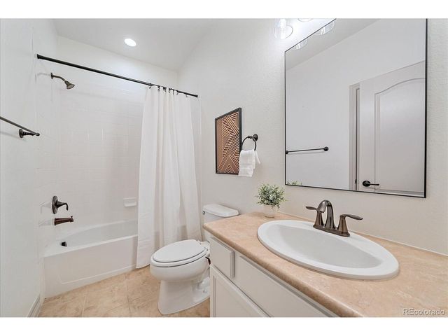 2758 Red Hawk Ridge Dr, Castle Rock, CO 80109