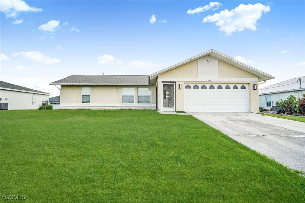 1200 NW 14th TER, Cape Coral, FL 33993