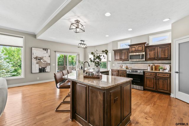 12205 S 73Rd Avenue, Papillion, NE 68046