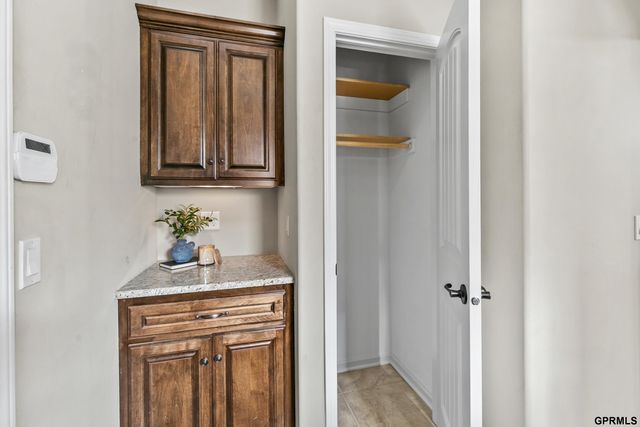 12205 S 73Rd Avenue, Papillion, NE 68046