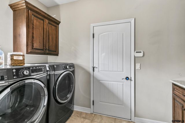 12205 S 73Rd Avenue, Papillion, NE 68046