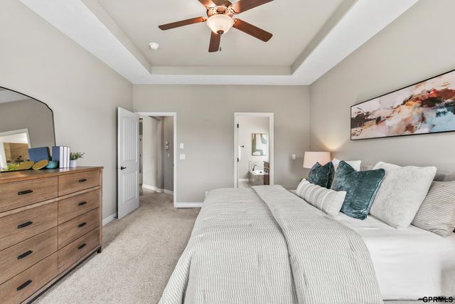 12205 S 73Rd Avenue, Papillion, NE 68046
