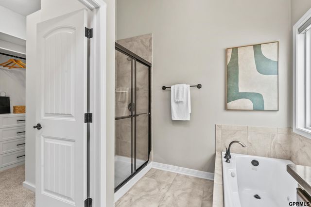 12205 S 73Rd Avenue, Papillion, NE 68046