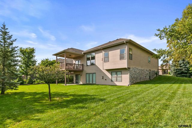 12205 S 73Rd Avenue, Papillion, NE 68046