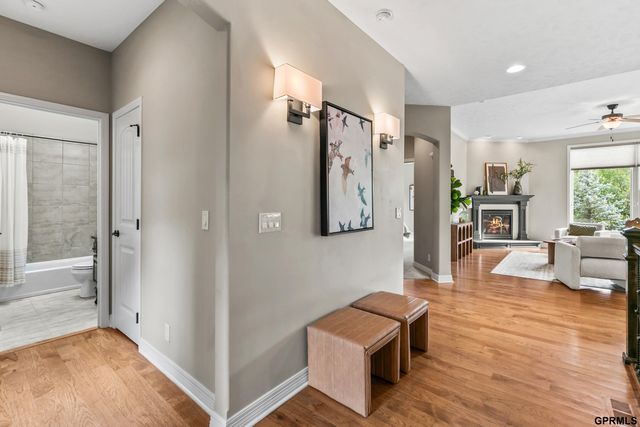 12205 S 73Rd Avenue, Papillion, NE 68046