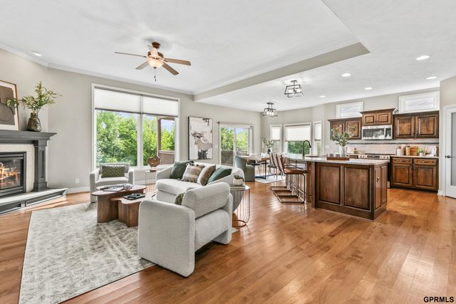 12205 S 73Rd Avenue, Papillion, NE 68046