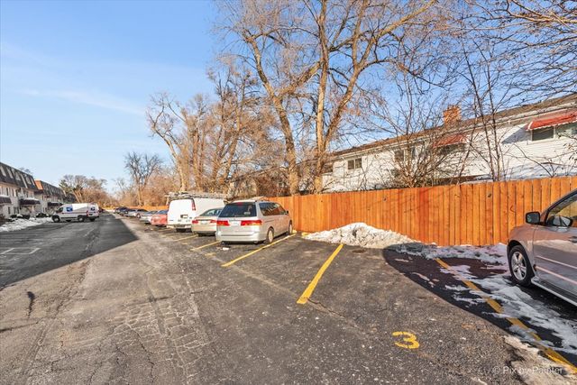 8802 Briar Court 3A, Des Plaines, IL 60016